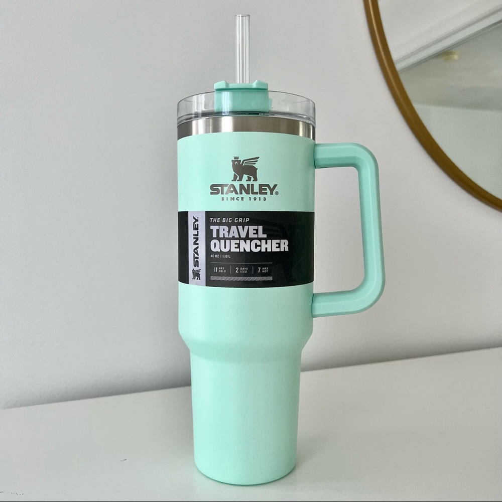 Stanley Adventure Quencher 40oz Bay Blue